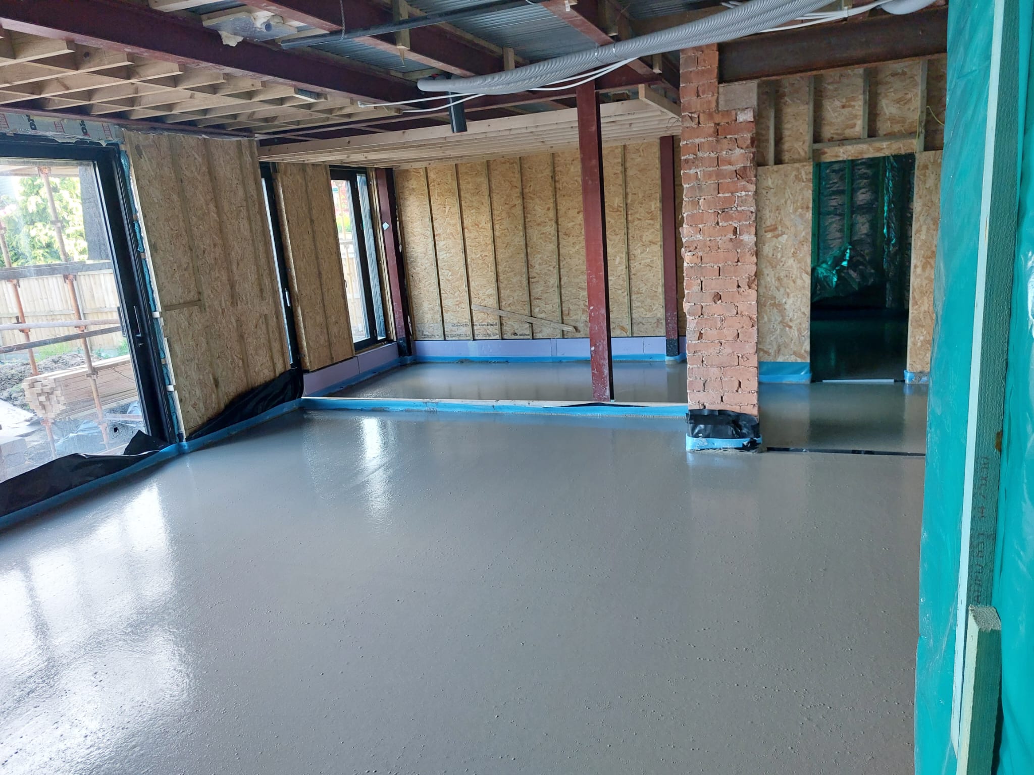 Floor Screeeding